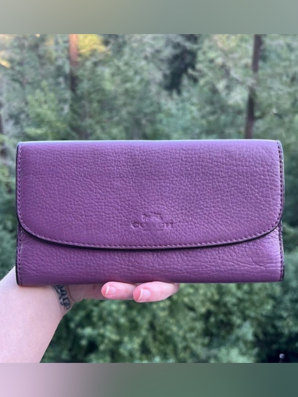 COACH Vintage Women's Purple Leather Trifold Wallet AUTHENTIC